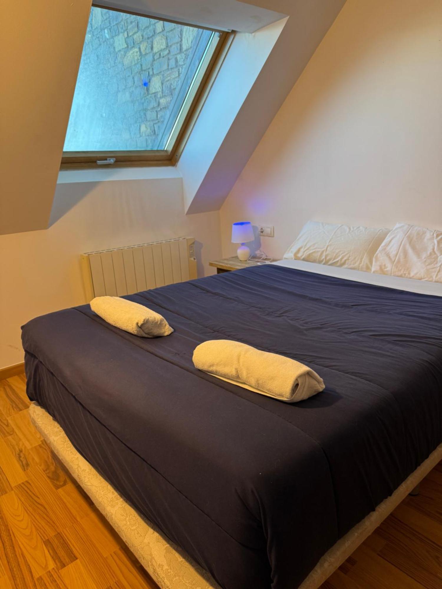 Homestay En Piso Compartido En Colocation In Shared Flat Pas De La Casa